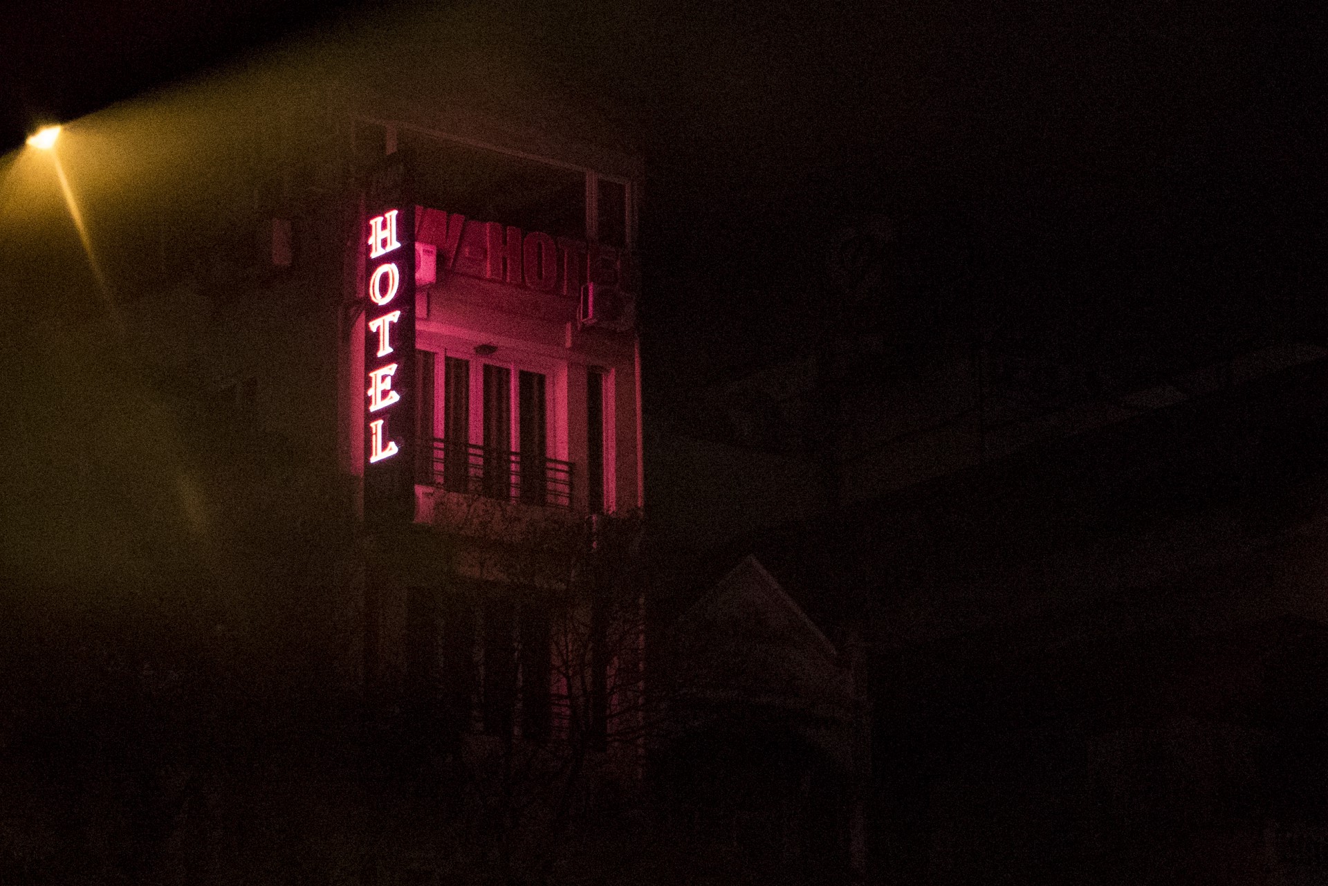 MARTINA ROSA NINH:BINH:NEON