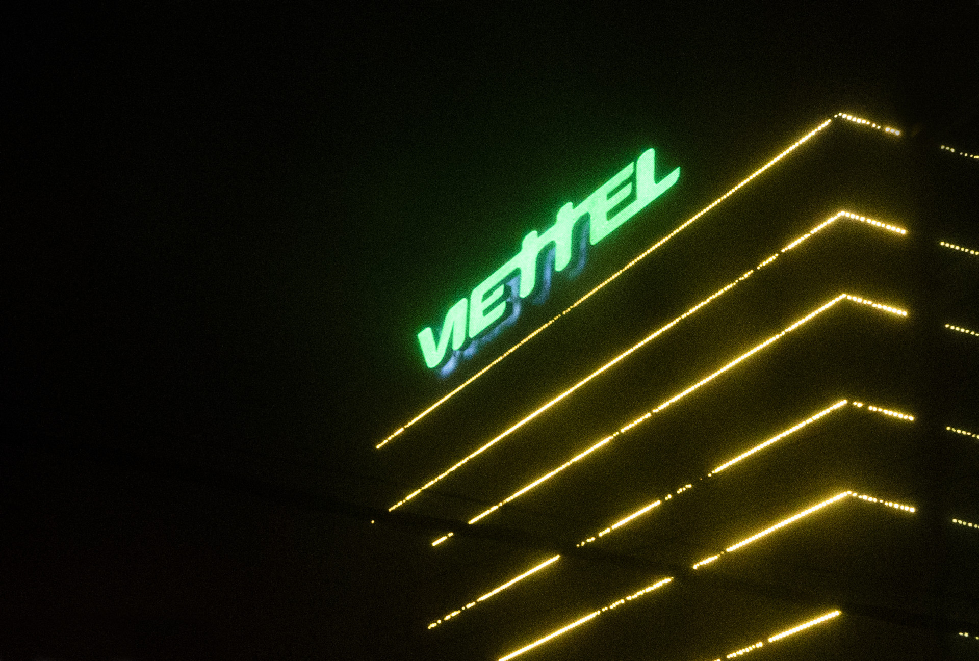 MARTINA ROSA NINH:BINH:NEON